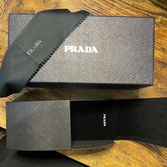 Prada Cat Eye Logo Sunglasses - Authentic - Picture 10 of 11